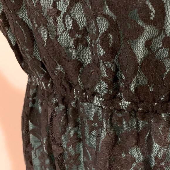 BeBop Lace Dress - Picture 11 of 15